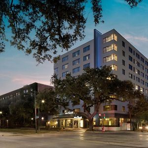 Hotel Tonnelle New Orleans, A Tribute Portfolio Hotel